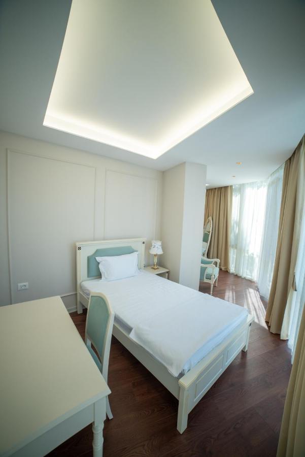 Sol Invictus Boutique Hotel Durres Albania Exterior foto